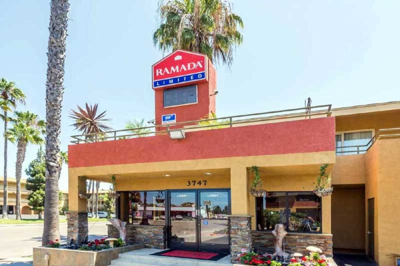 Ramada By Wyndham Near Seaworld / Mission Beach San Diego Eksteriør billede