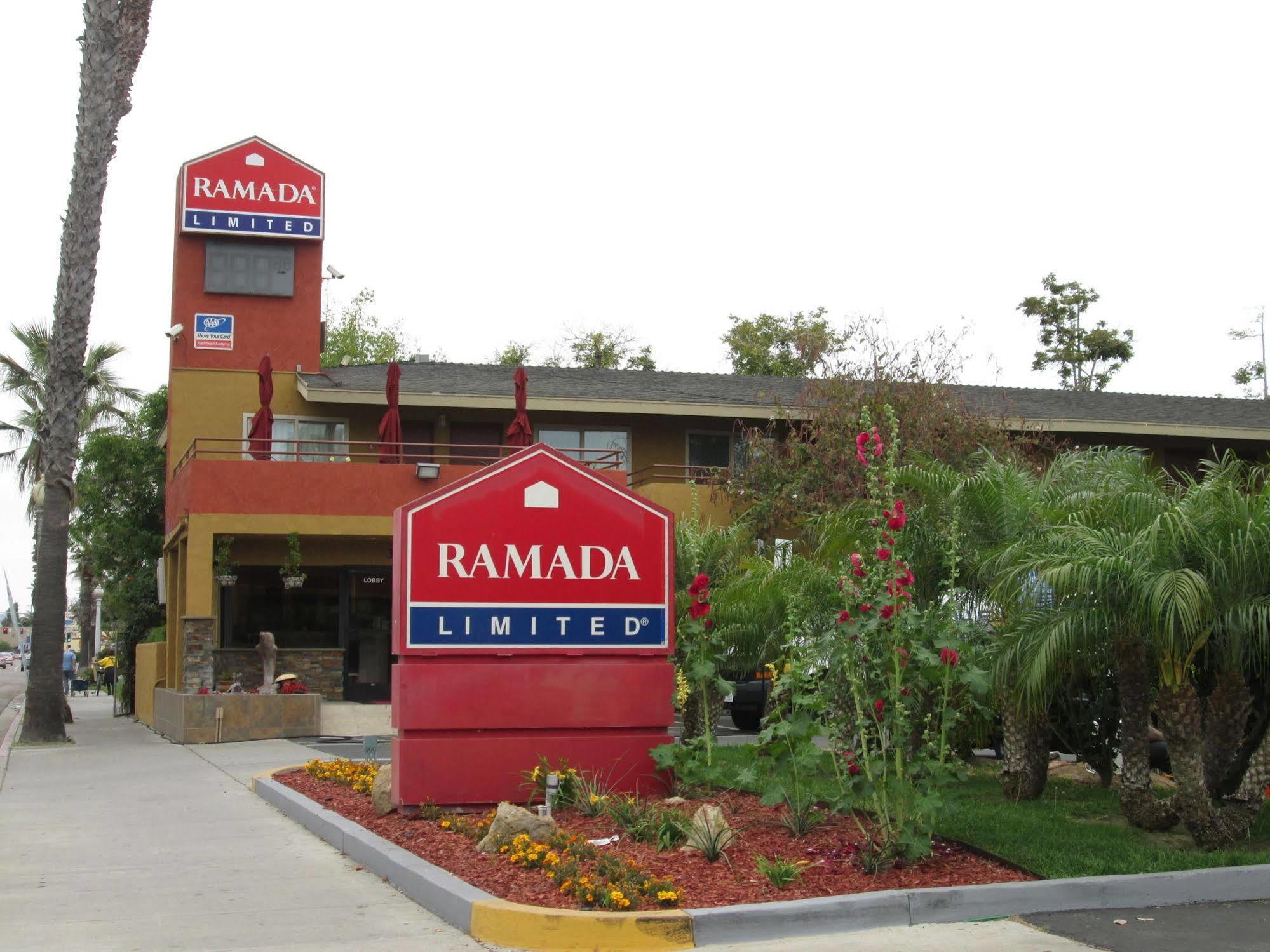 Ramada By Wyndham Near Seaworld / Mission Beach San Diego Eksteriør billede